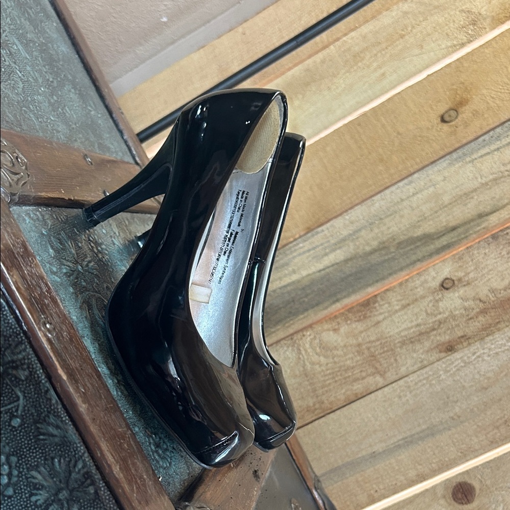 Mossimo Supply Co. Black Patent High Heel Pumps